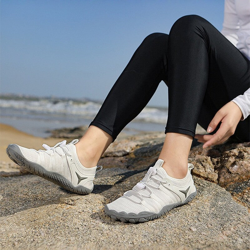 Casual Breathable Mens And Womens Beach Barefoot Shoes